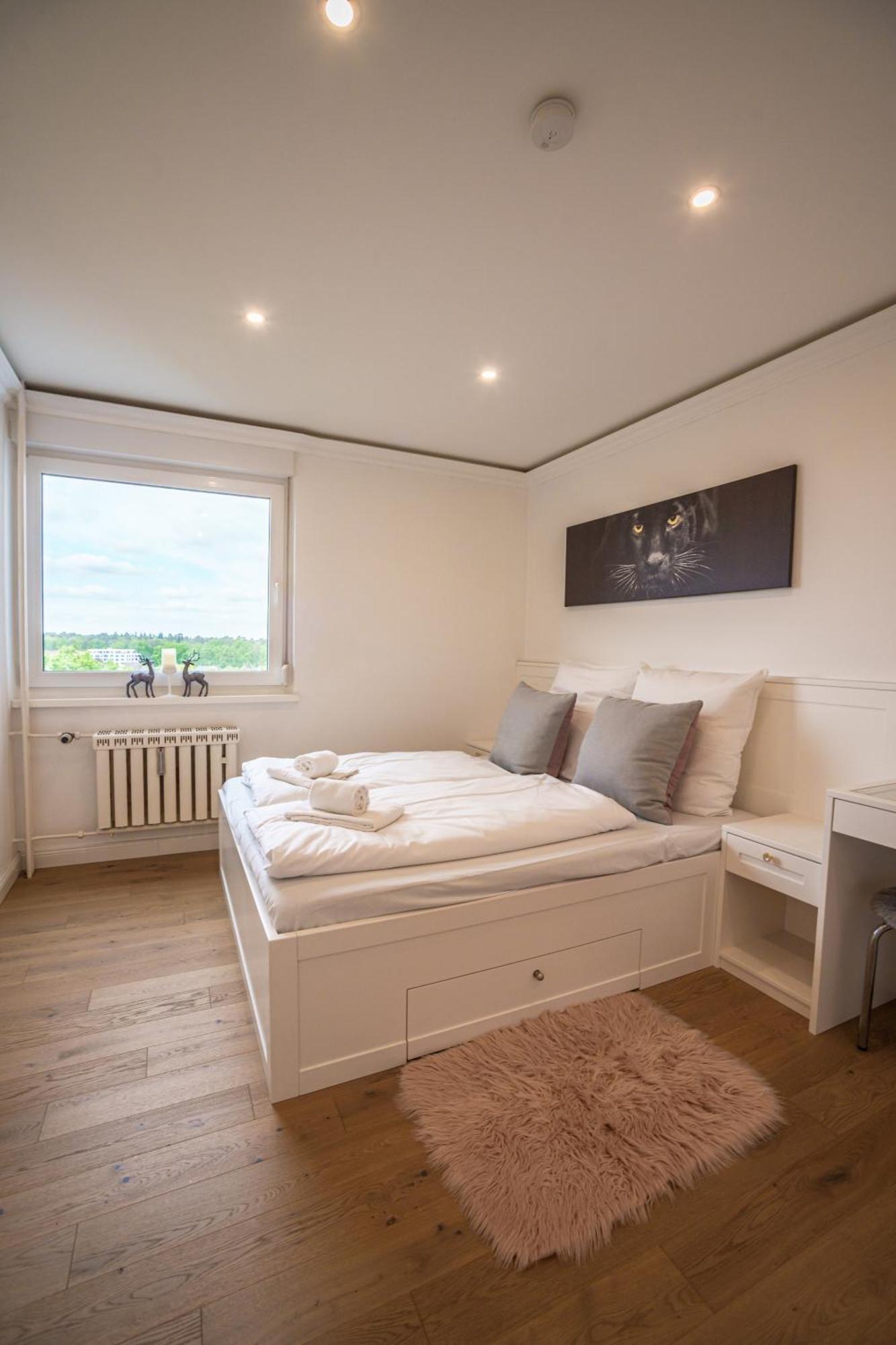 Apartment Am Neuen Teich -Balkon- 4 Personen -Waschmaschine Wolfsburg Dış mekan fotoğraf