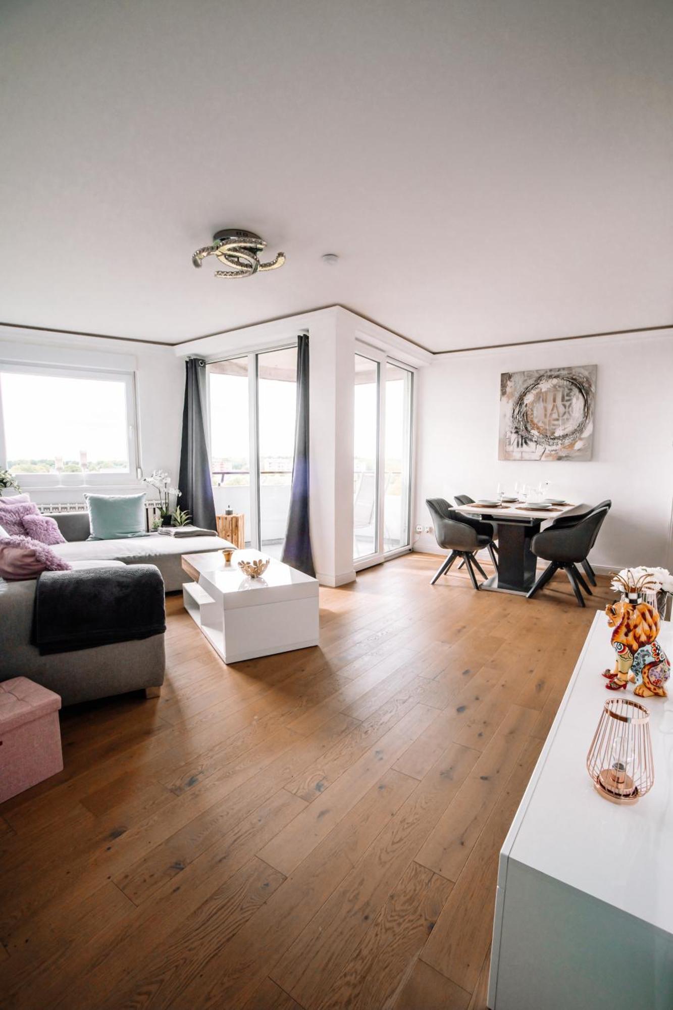 Apartment Am Neuen Teich -Balkon- 4 Personen -Waschmaschine Wolfsburg Dış mekan fotoğraf
